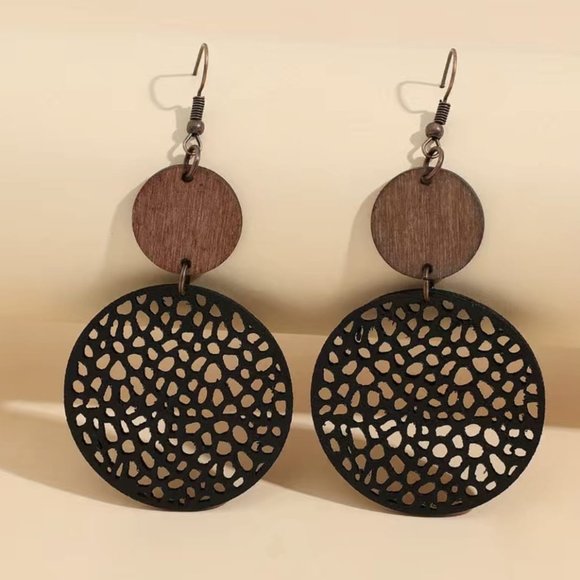 Jewelry - NWT Hollow Round Drop Earrings - Bohemian Style